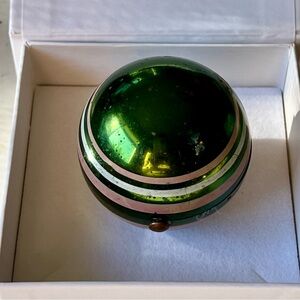 Vintage Metallic Green Christmas Ornament
Powder Compact Sphere